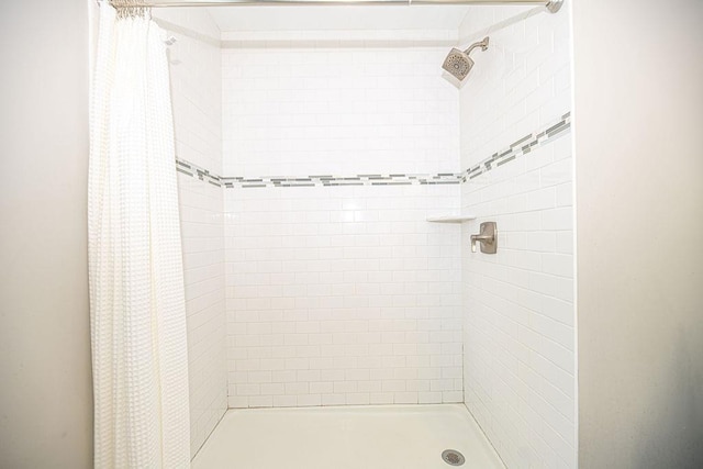 9 Marshall Rd, Kingston, NH 03848 - bathroom with a stall shower