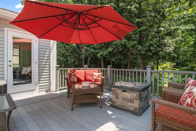 47 Misty Oak Dr, Concord, NH 03301 - wooden deck with an outdoor living space