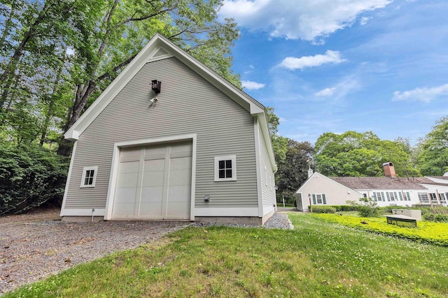 16 Storybrook Ln, Amherst, NH 03031 - detached garage with driveway