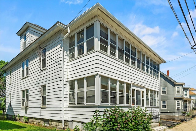 121 Palm St, Nashua, NH 03060