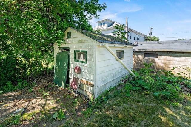 121 Palm St, Nashua, NH 03060