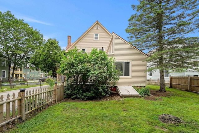 52 Chestnut St, Rochester, NH 03867