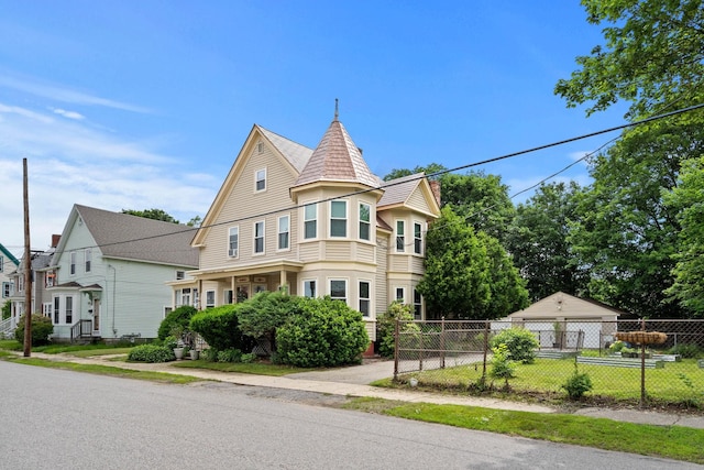 52 Chestnut St, Rochester, NH 03867