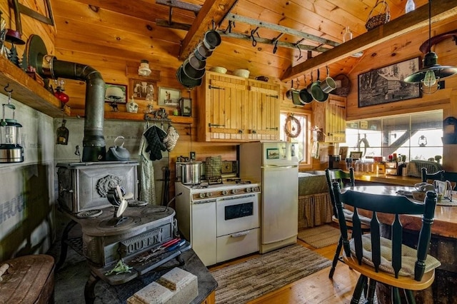 348 Haynes Rd, Stewartstown, NH 03576