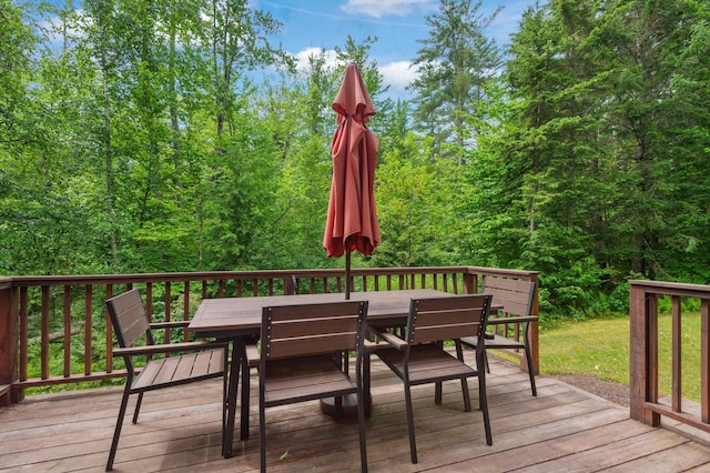 104 Rolling Ridge Rd, Bartlett, NH 03812 - deck featuring outdoor dining area