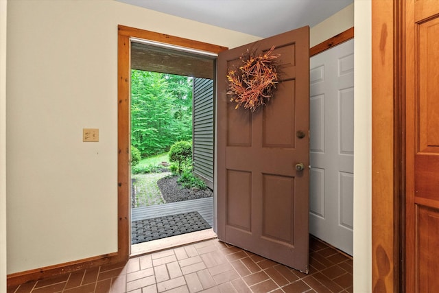 147 Durham Point Rd, Durham, NH 03824 - foyer featuring baseboards