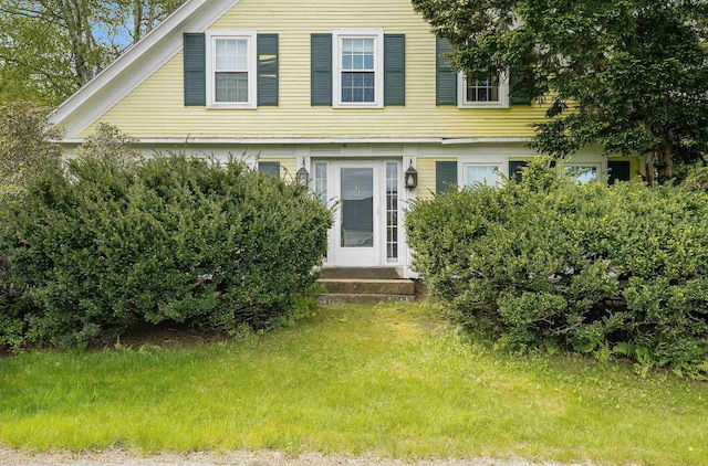 102 Hubbard Hill Rd, Rindge, NH 03461 - view of front of house with entry steps