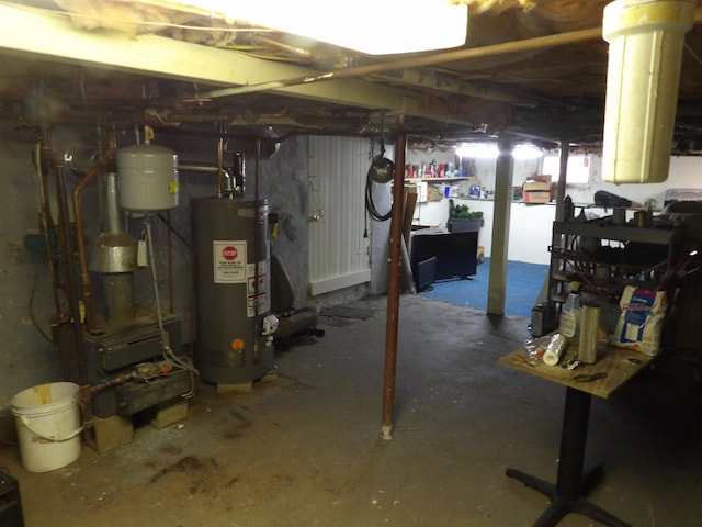 25 Downing St, Concord, NH 03301 - basement with gas water heater