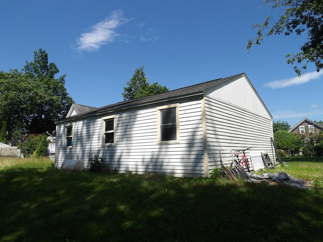 25 Downing St, Concord, NH 03301 - view of home's exterior featuring a lawn