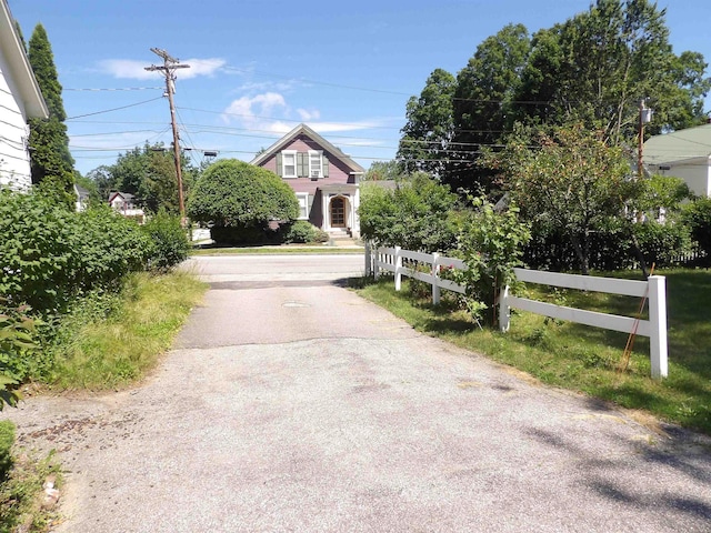 25 Downing St, Concord, NH 03301 - view of road