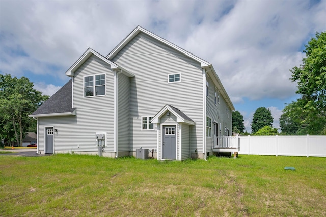 72-1 N Mast St, Goffstown, NH 03045 - back of property