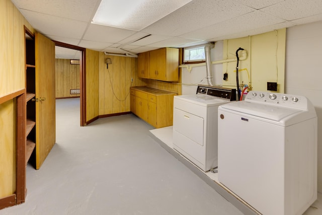 141 Manns Hill Rd, Littleton, NH 03561 - washroom with washing machine and clothes dryer