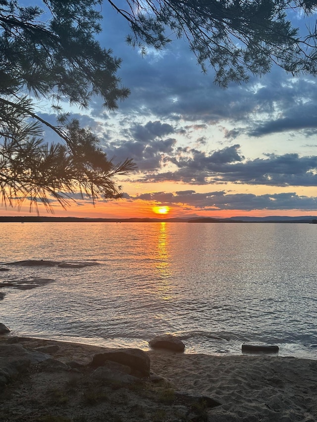 144 Windermere Rd, Moultonborough, NH 03254 - water view