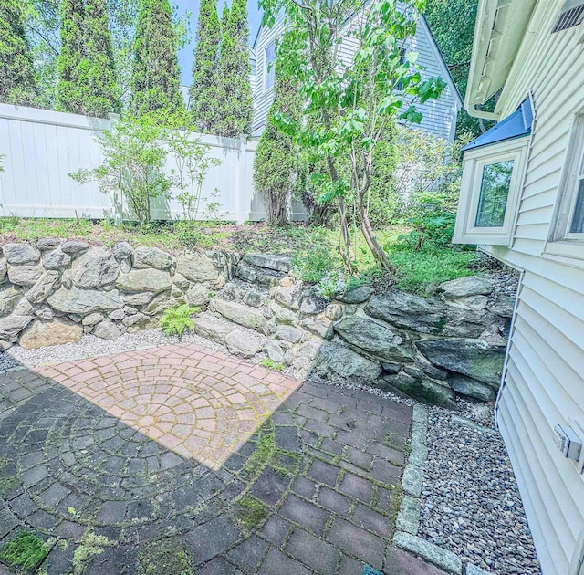 1043 Main St, Sunapee, NH 03751 - view of patio