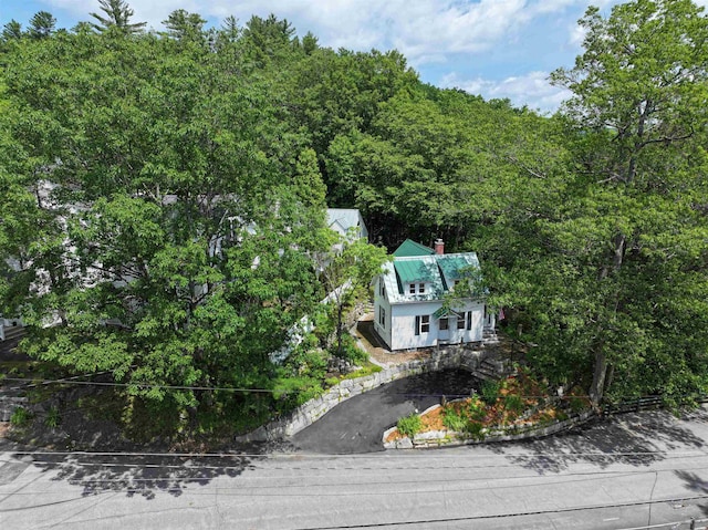 1043 Main St, Sunapee, NH 03751 - view from above of property featuring a forest