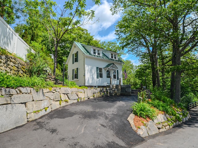 1043 Main St, Sunapee, NH 03751 - view of front of house with driveway