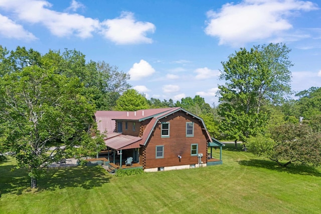 43 Knights Pond Rd, South Berwick, ME 03908 - view of side of property with a gambrel roof, a lawn, and a metal roof