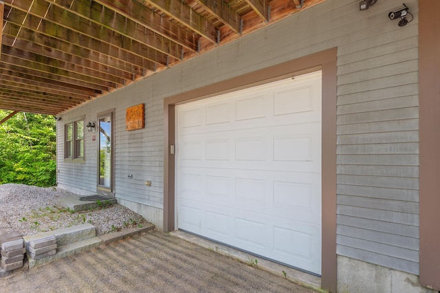 53 Ammonoosuc Dr, Bartlett, NH 03812 - view of garage