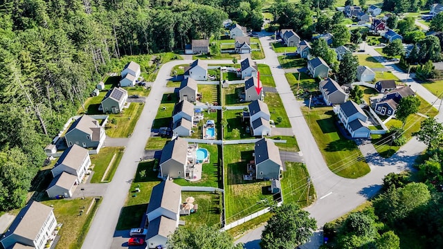 4 Chestnut St, Hudson, NH 03051 - aerial view of property and surrounding area with nearby suburban area