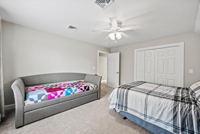 23 Surrey Ln, Laconia, NH 03246 - bedroom featuring carpet floors, a closet, and a ceiling fan