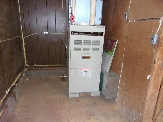 70 Wild Ammonoosuc Rd, Haverhill, NH 03785 - view of utility room