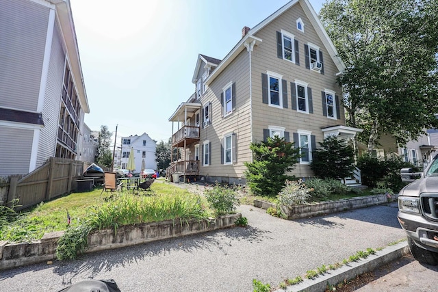 16 Hevey St, Manchester, NH 03102