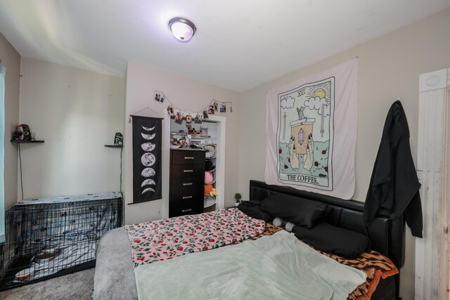 16 Hevey St, Manchester, NH 03102