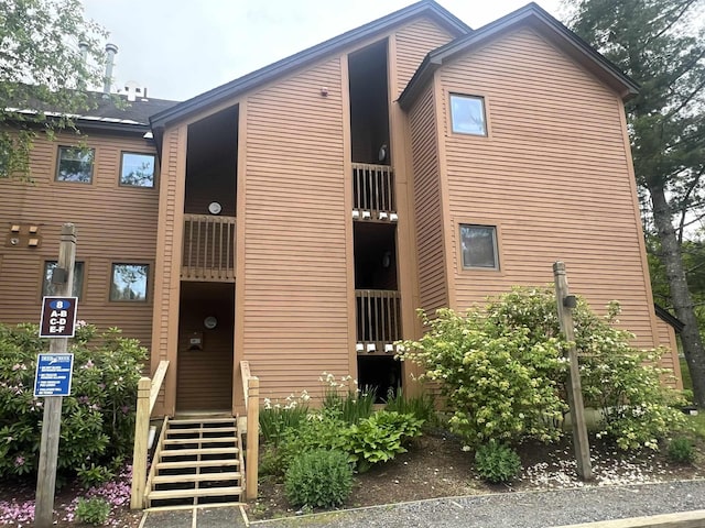 8B Deer Crk, Dover, VT 05356 - view of building exterior
