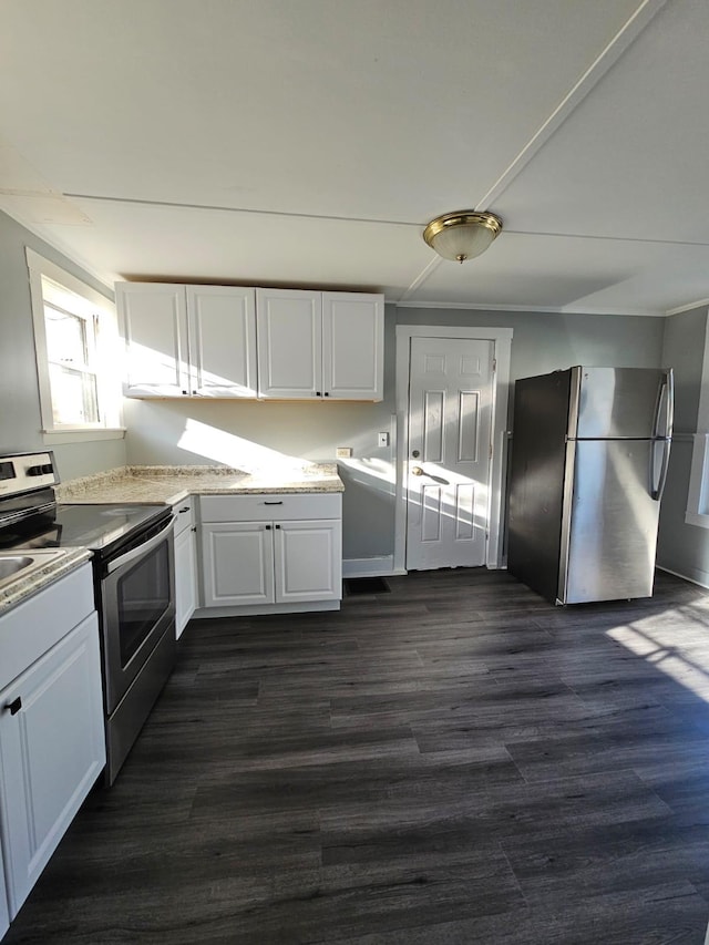 28 Butler St, Hillsborough, NH 03244