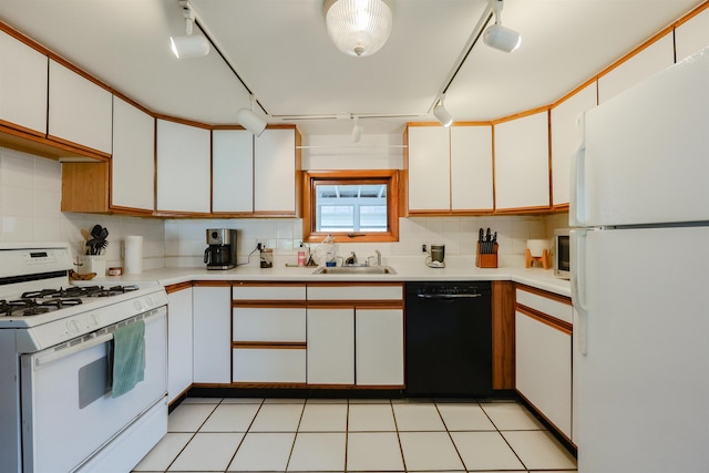 61 Glass St Unit A & B, Pembroke, NH 03275