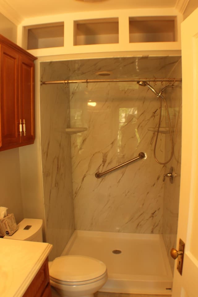 12 Abbott St, Rochester, NH 03868