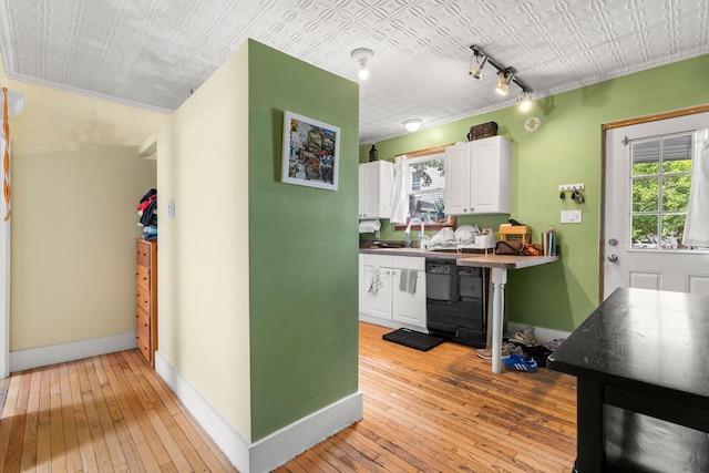 89 4th St, Manchester, NH 03102
