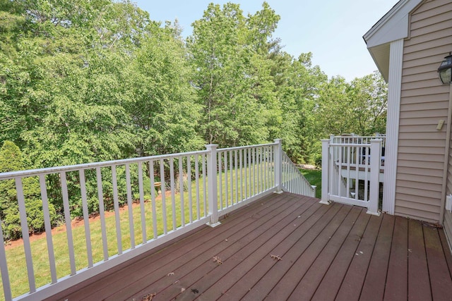 2C Manor Dr, Hooksett, NH 03106 - deck with a yard