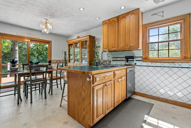 14 Johns Dr, Hooksett, NH 03106
