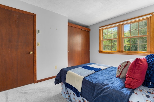 14 Johns Dr, Hooksett, NH 03106