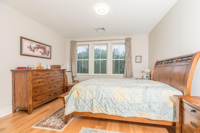 32 Willey Creek Rd Unit 402, Exeter, NH 03833 - bedroom featuring light wood finished floors
