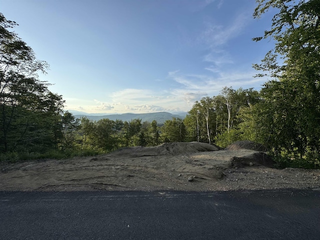 137 Weetamoo Trl, Campton, NH 03223