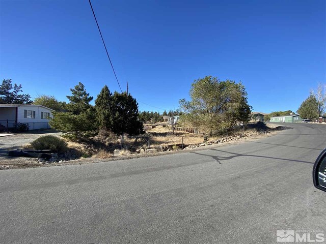 5991 Amargosa Dr, Sun Valley, NV 89433 - photo 2