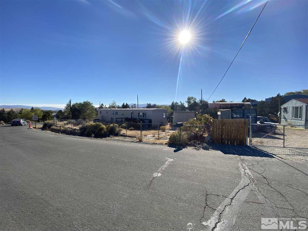 5991 Amargosa Dr, Sun Valley, NV 89433 - photo 3