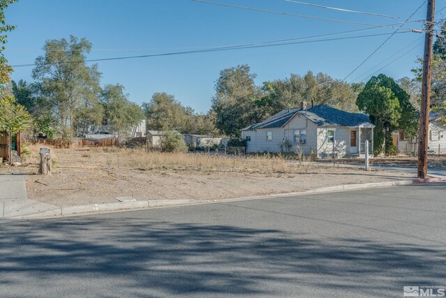537 Colorado River Blvd, Reno, NV 89502 - photo 3