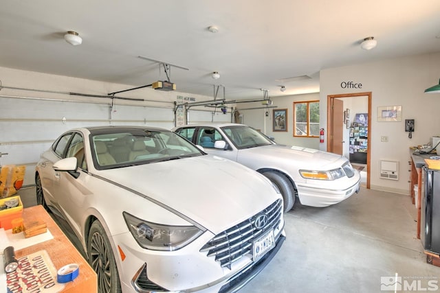 4223 Rancheria Rd, Fallon, NV 89406 - garage featuring a garage door opener