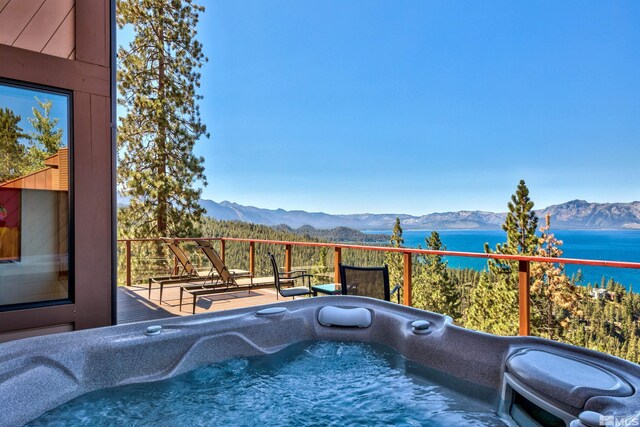 319 Pheasant Ln, Glenbrook, NV 89413