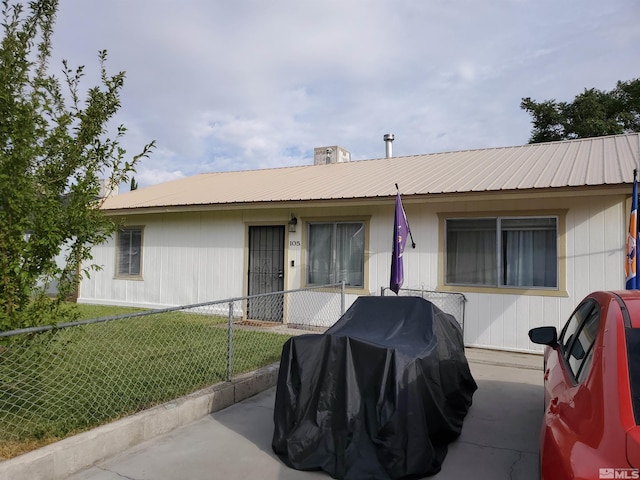 105 4th St, Hawthorne, NV 89415
