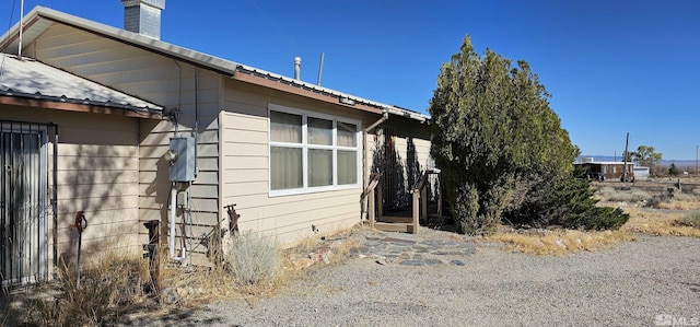 316 Toiyabe Rd, Kingston, NV 89310 - view of side of property featuring a chimney
