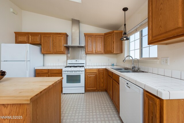 16 Colony Estate Dr, Smith Valley, NV 89444 - photo 5