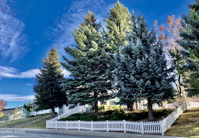 3678 Brighton Way, Reno, NV 89509 - view of front of home featuring a fenced front yard