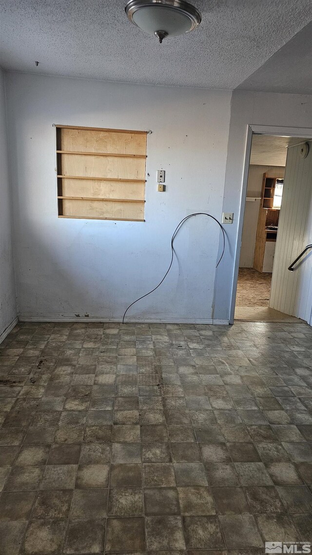 921 I St, Hawthorne, NV 89415