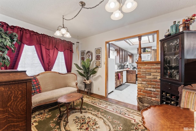 1000 Mountain, Carson City, NV 89703 - living area with a chandelier