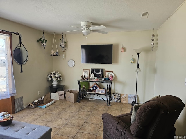 864 K St, Hawthorne, NV 89415