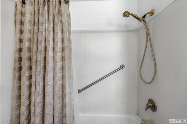 6100 Sage Flat Rd, Reno, NV 89510 - bathroom view of shower / bathtub combination with curtain